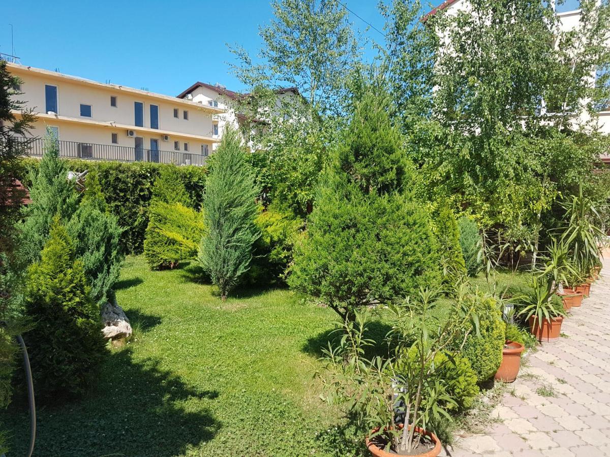 Vila Leonard Otel Costinești Dış mekan fotoğraf